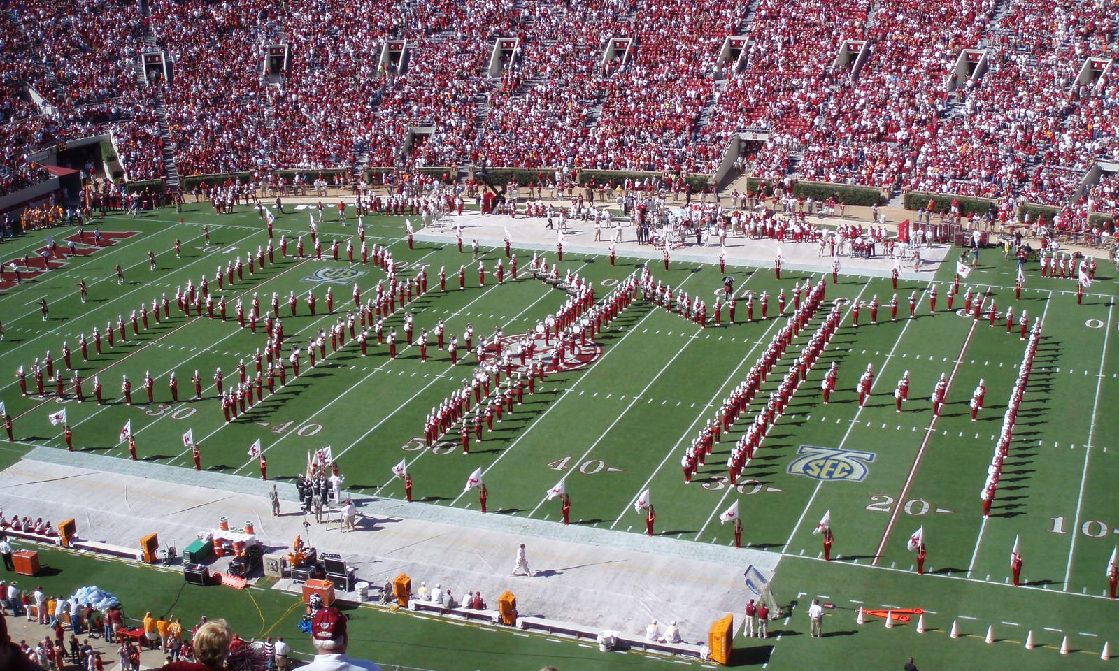 Sewell, Aderholt make friendly Rose Bowl wager with Michigan counterparts