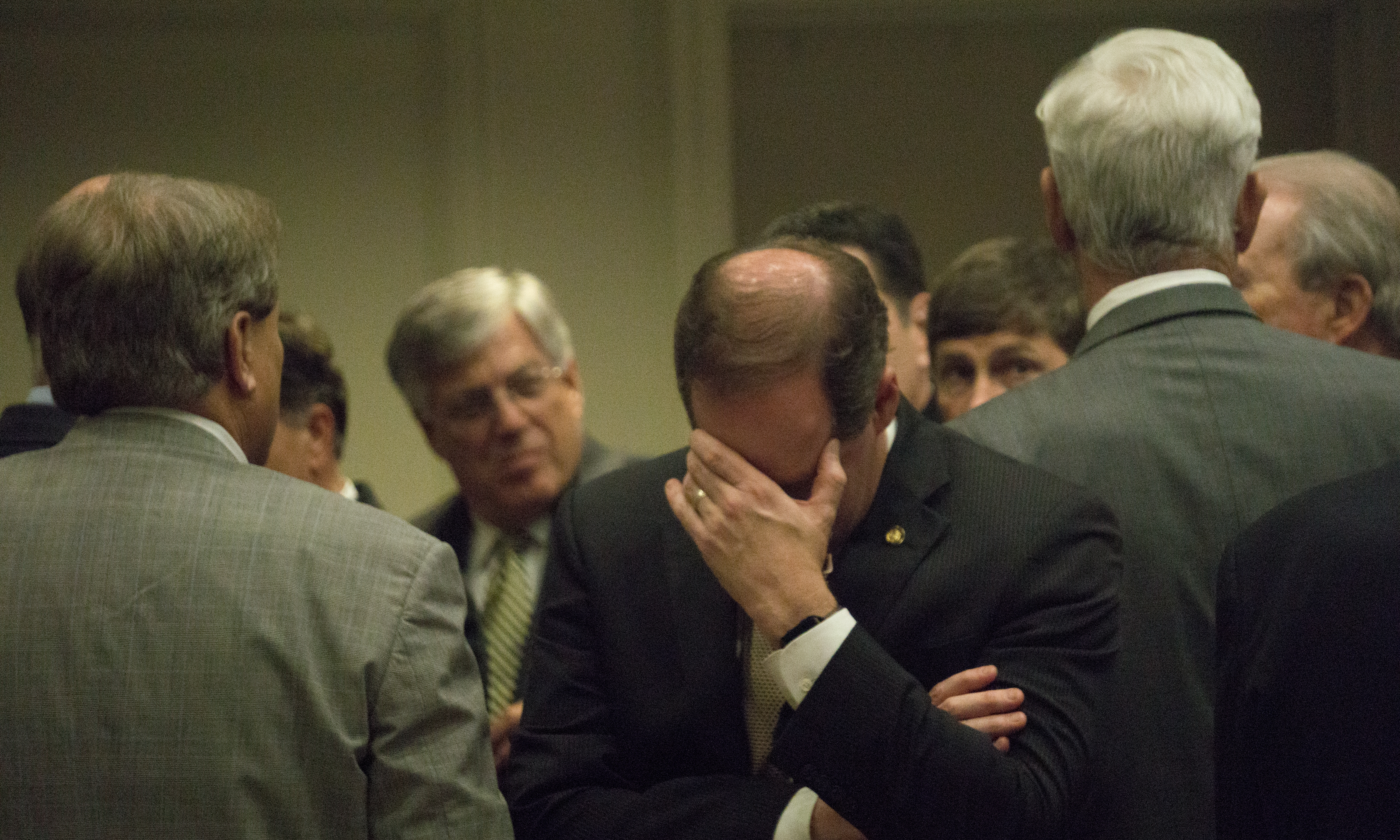 Senate does not pass ETF after tensions with House