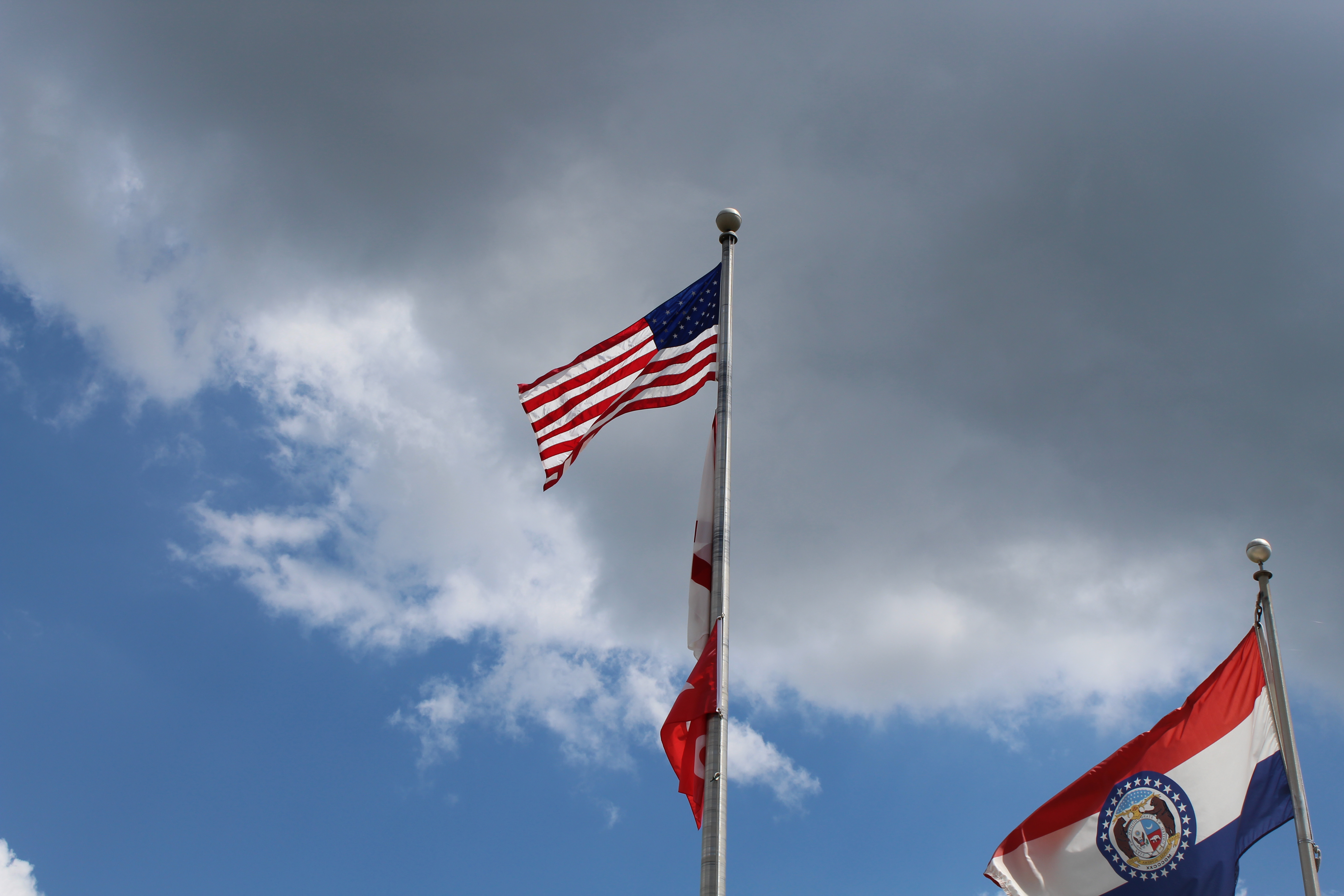 Allen pre-files bill requiring the playing of the national anthem