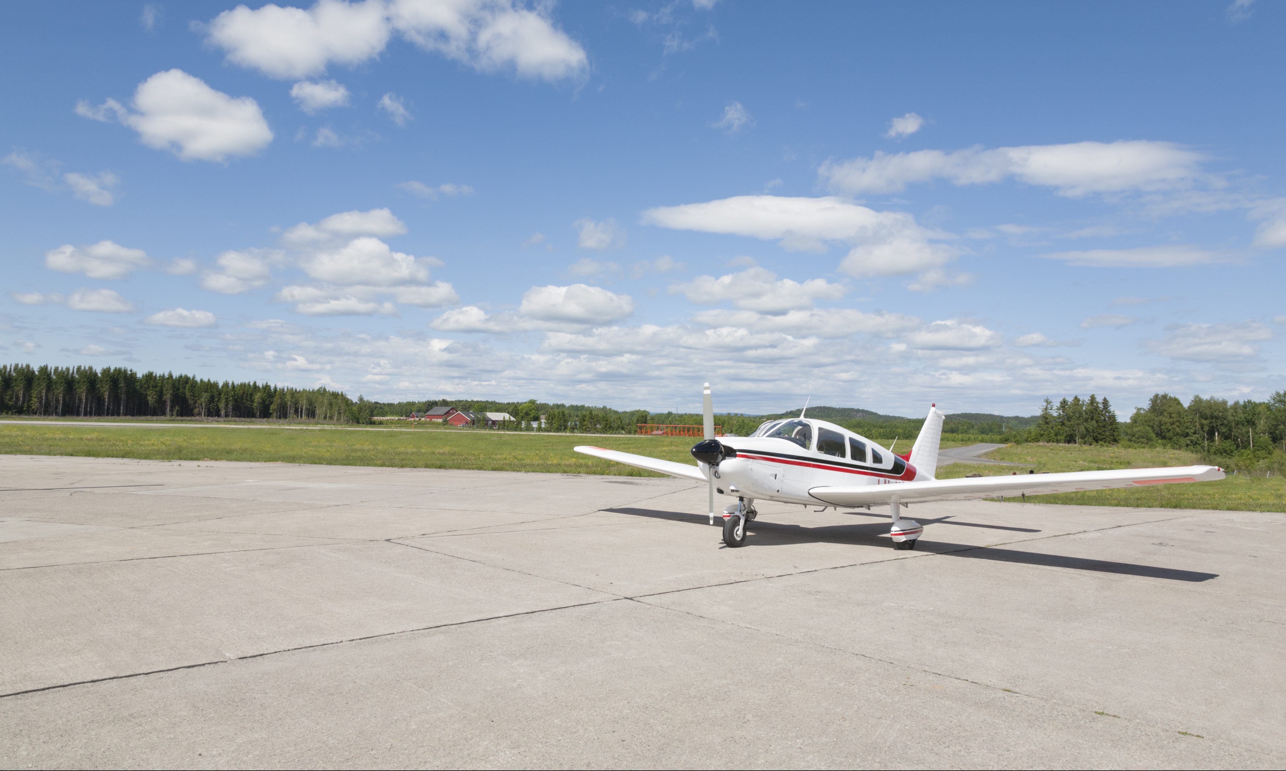 Congressman Bradley Byrne applauds airport grants