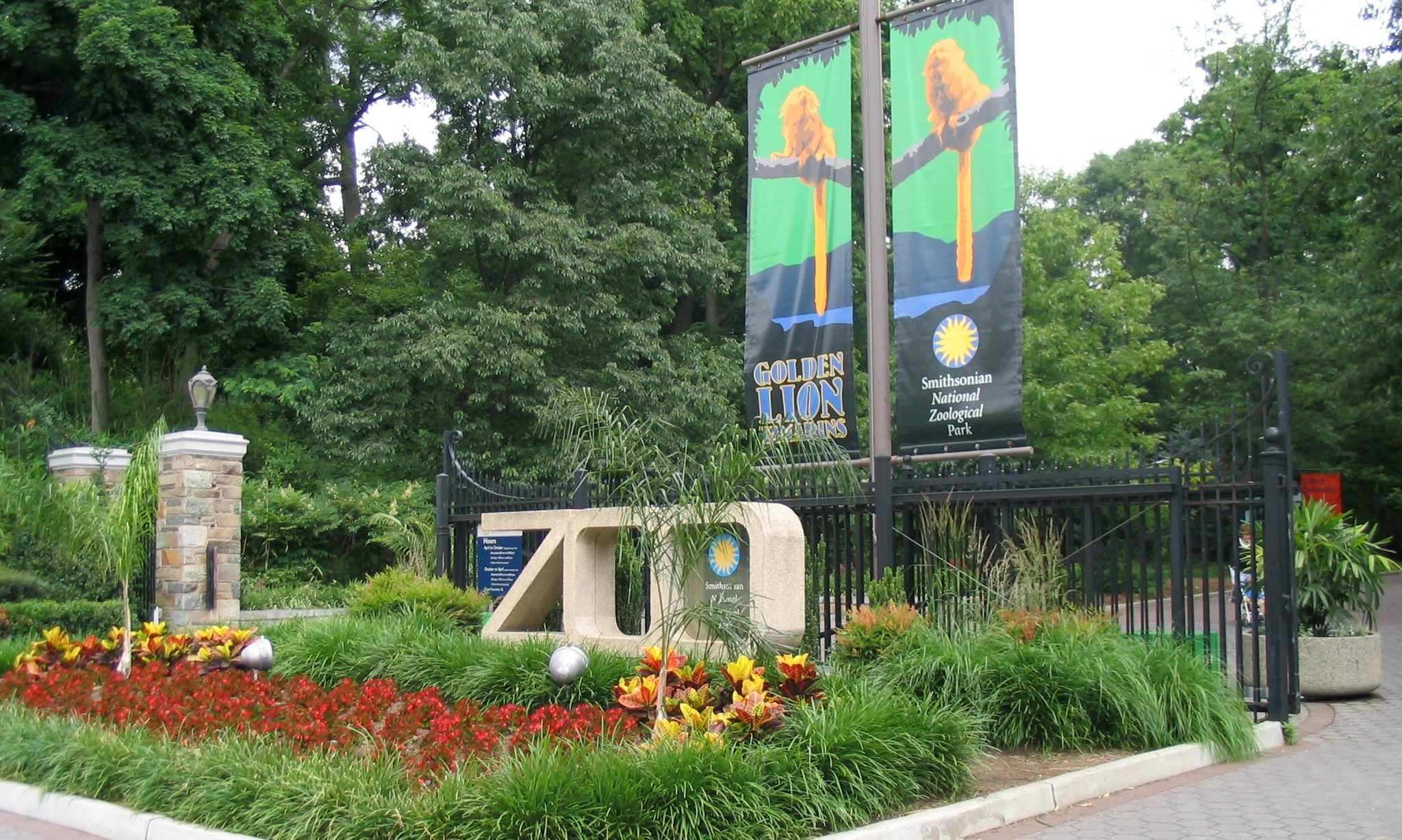 Smithsonian and National Zoo to close Wednesday without an end to the government shutdown