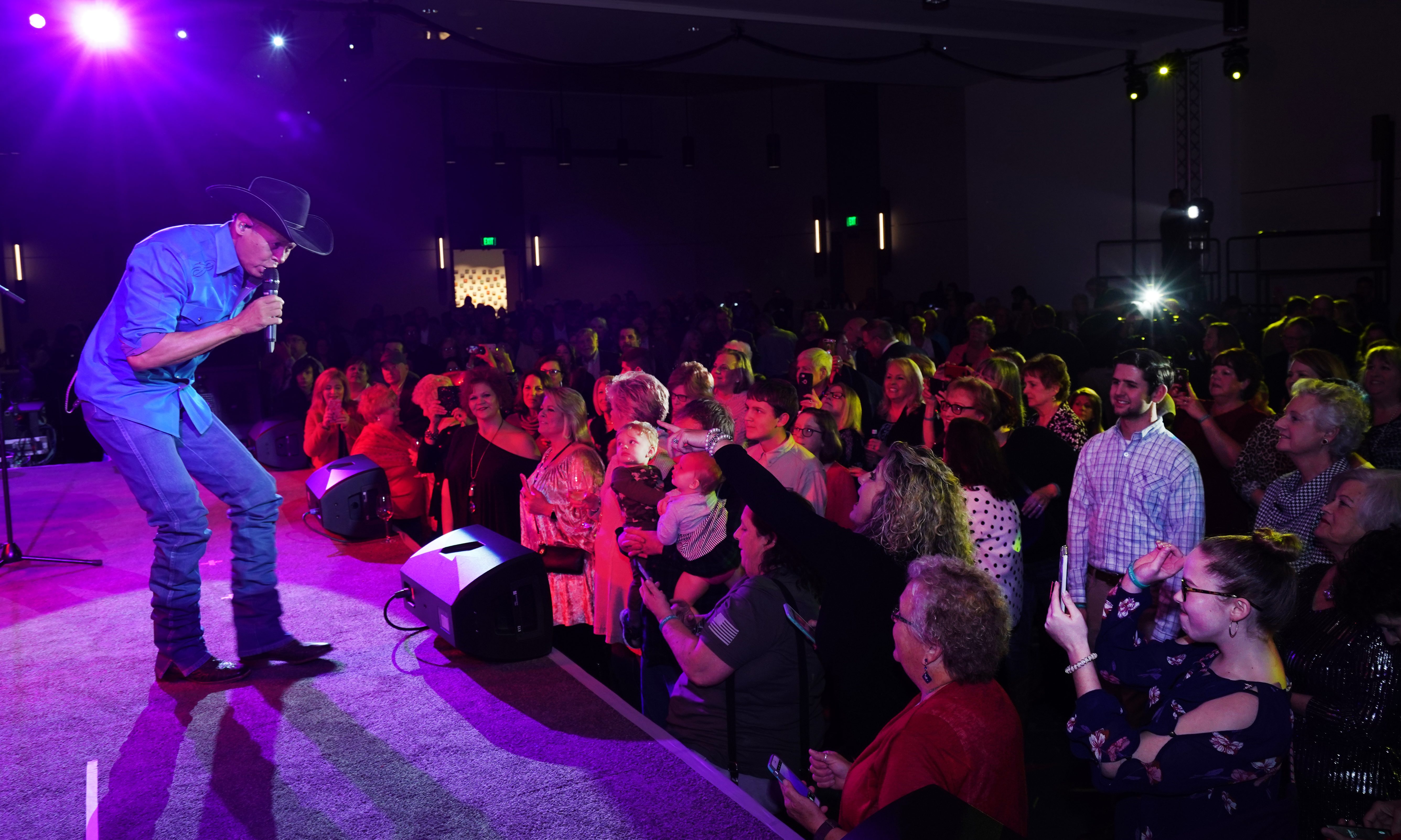 Gov. Kay Ivey celebrates inauguration with event in Gulf Shores