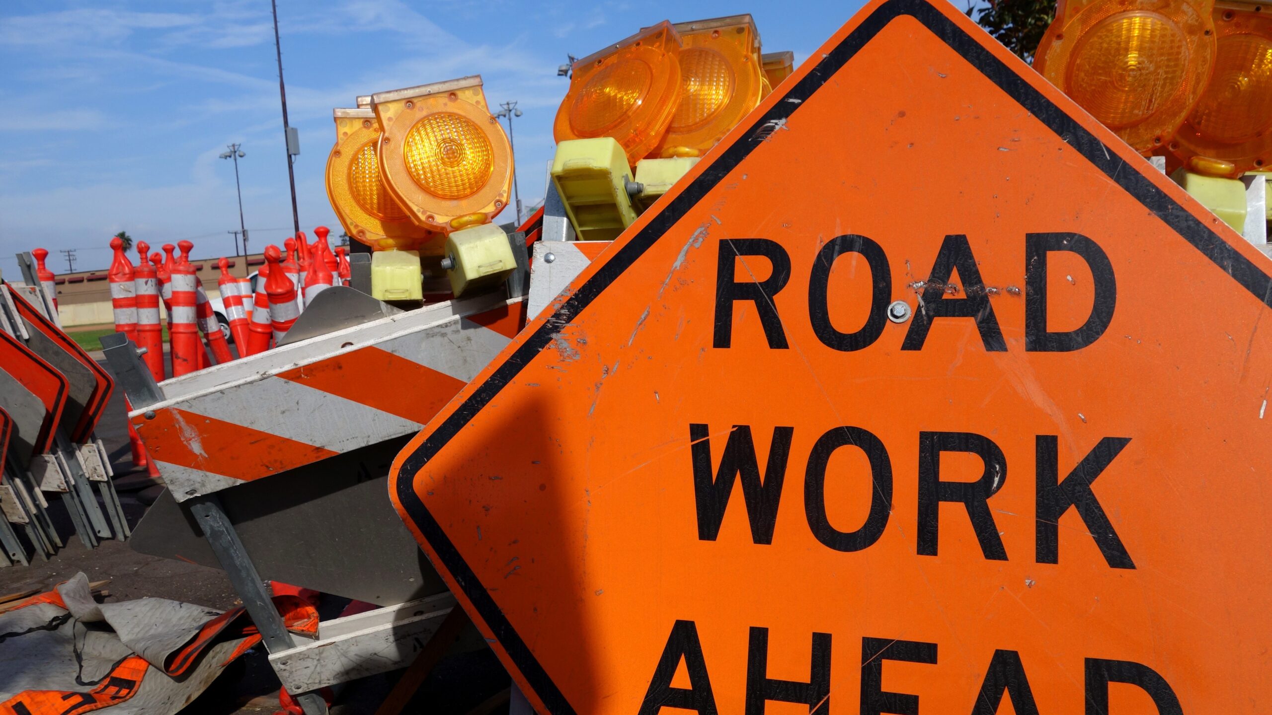 ALDOT reminds drivers to stay alert while driving in work zones
