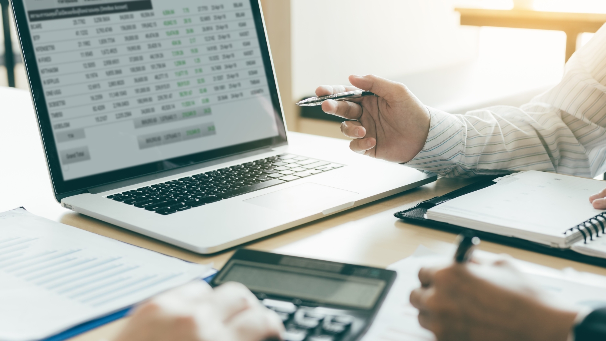 Bill would allow minors in military to open bank accounts, apply for loans