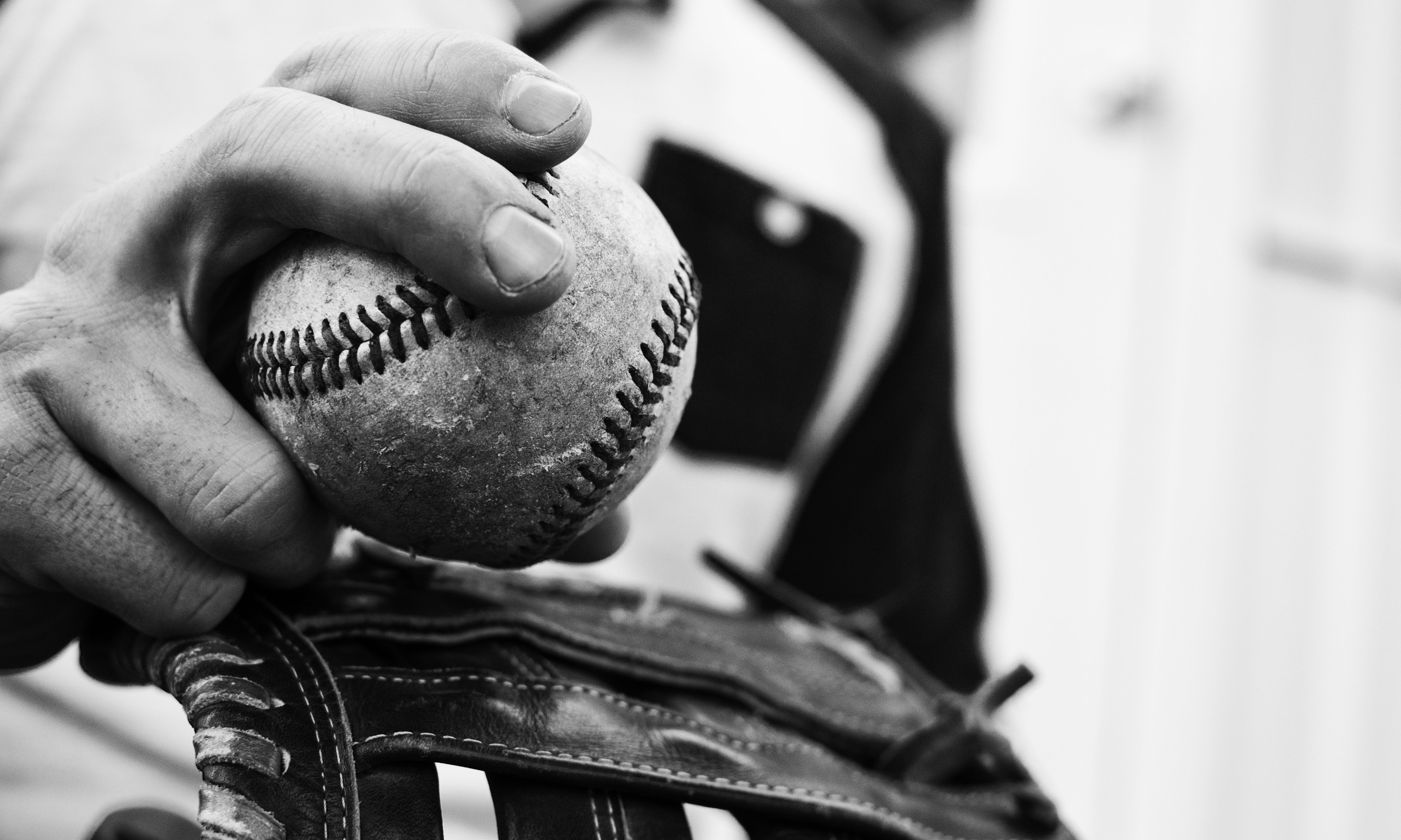 Brooks starts at first base in congressional baseball game