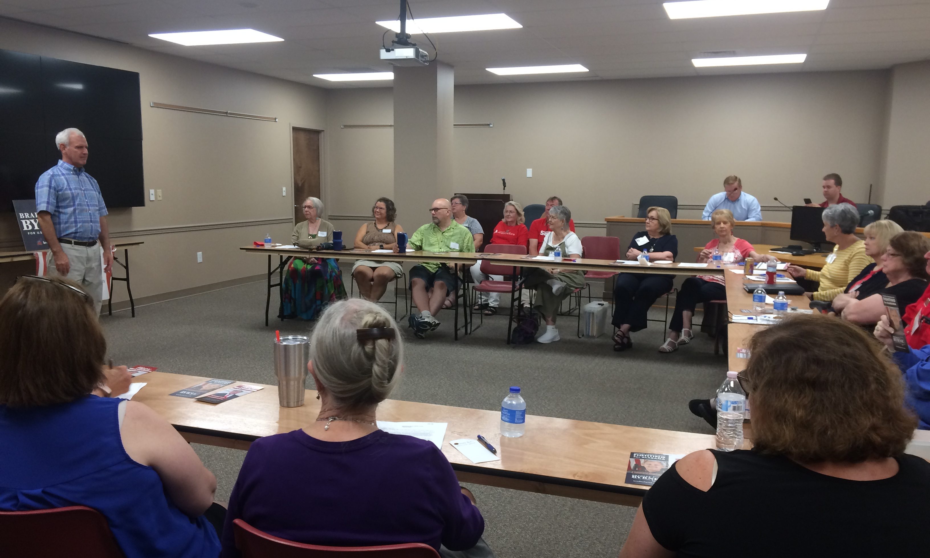 Byrne addresses Shelby County Republican Women