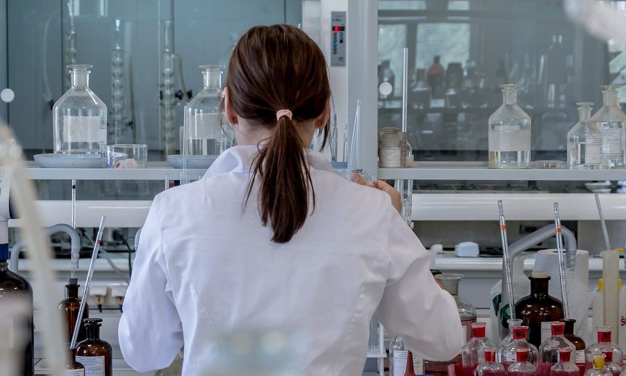 Public trust in scientists rises, according to poll