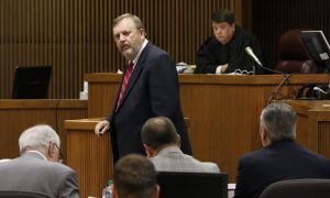 Longtime prosecutor Van Davis has passed away