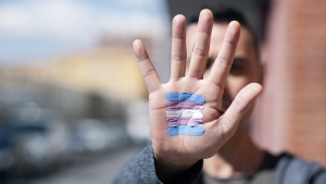 Pringle files bill requiring public school athletes to compete as birth gender