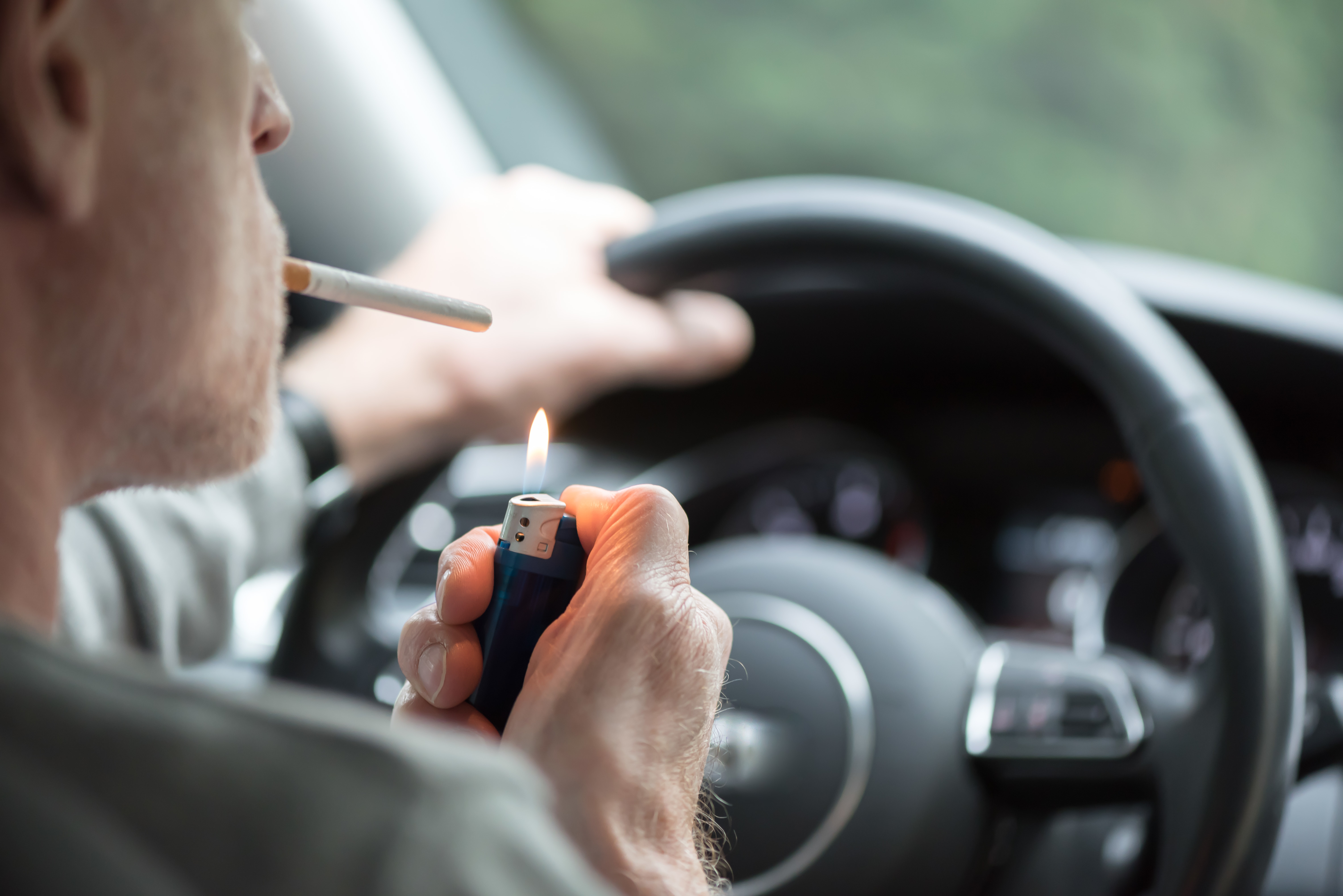 House votes to outlaw smoking, vaping in automobiles with children present
