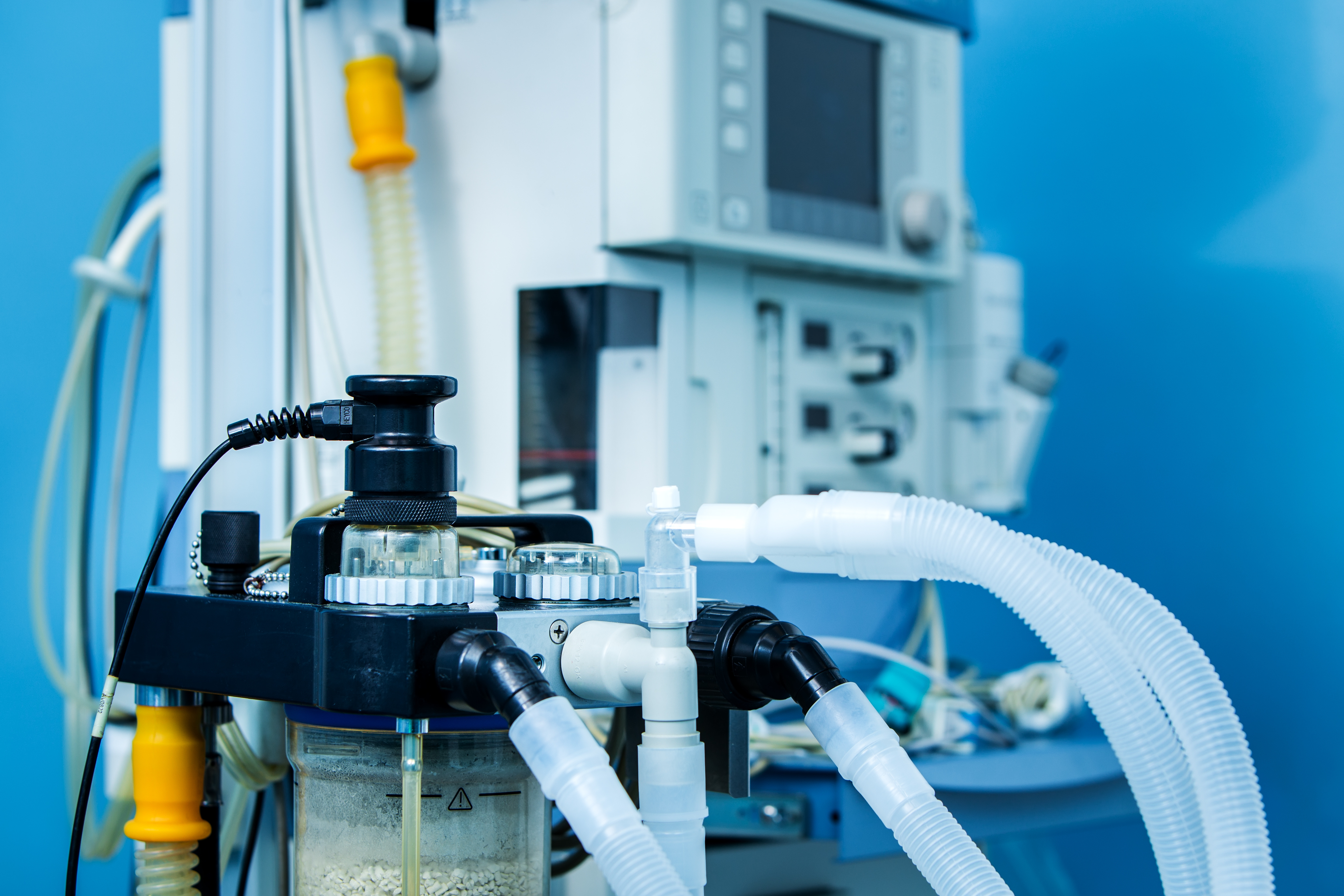 Alabama may need 2,500 more ventilators. It’s having to compete to get them