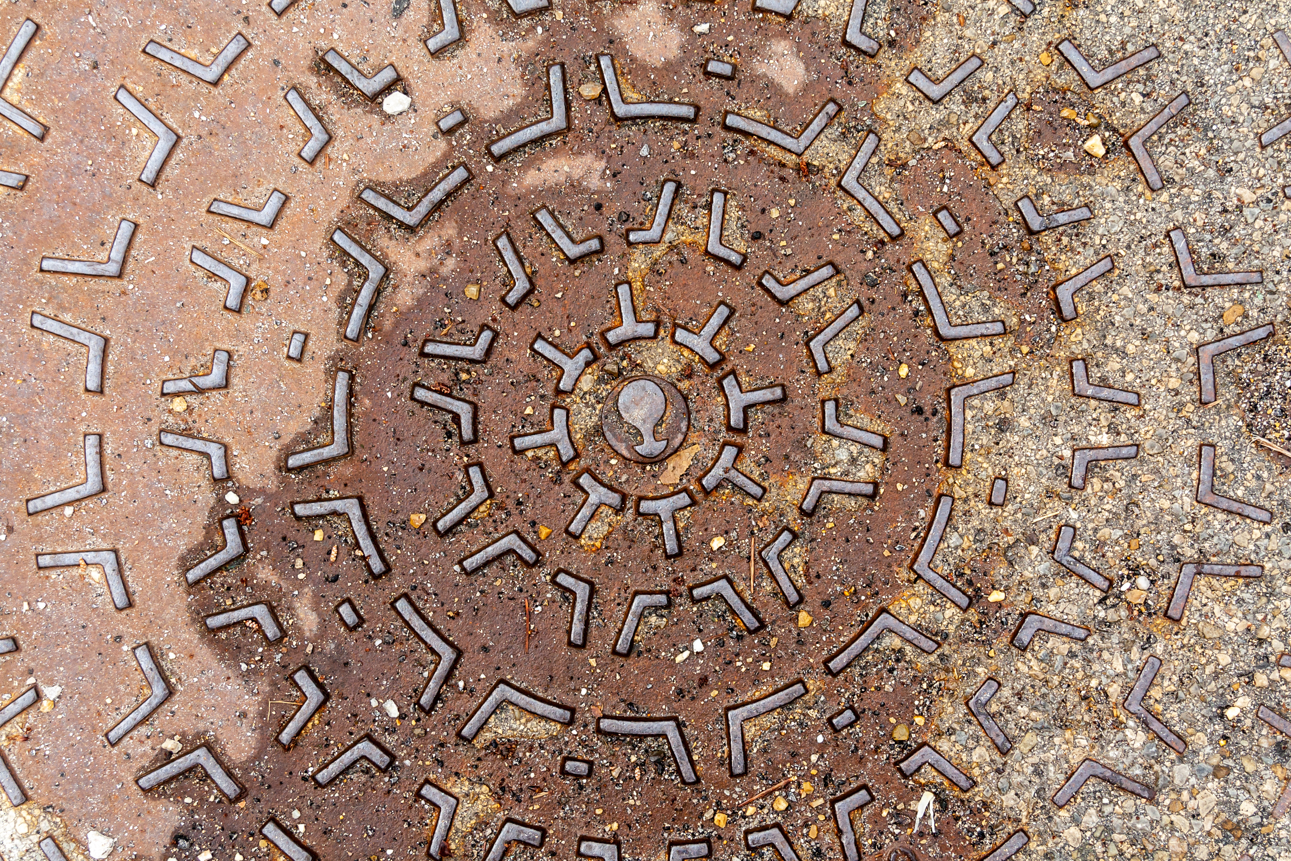 Should Alabama use manhole covers made in India under unsafe working conditions?