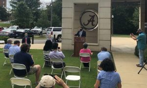 Tuscaloosa mayor closes bars, bar service in restaurants for two weeks