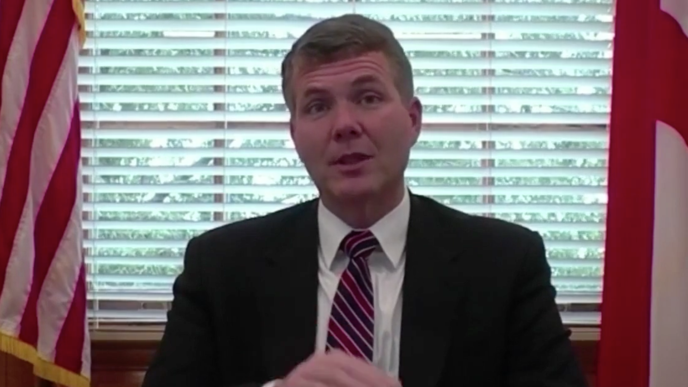 Jones praises Maddox for tough coronavirus decisions