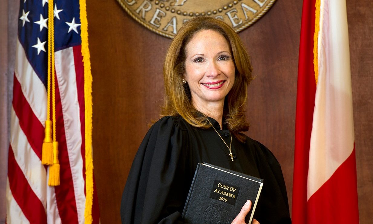 Insiders say Judge Mary Windom will run for open Supreme Court seat in 2022