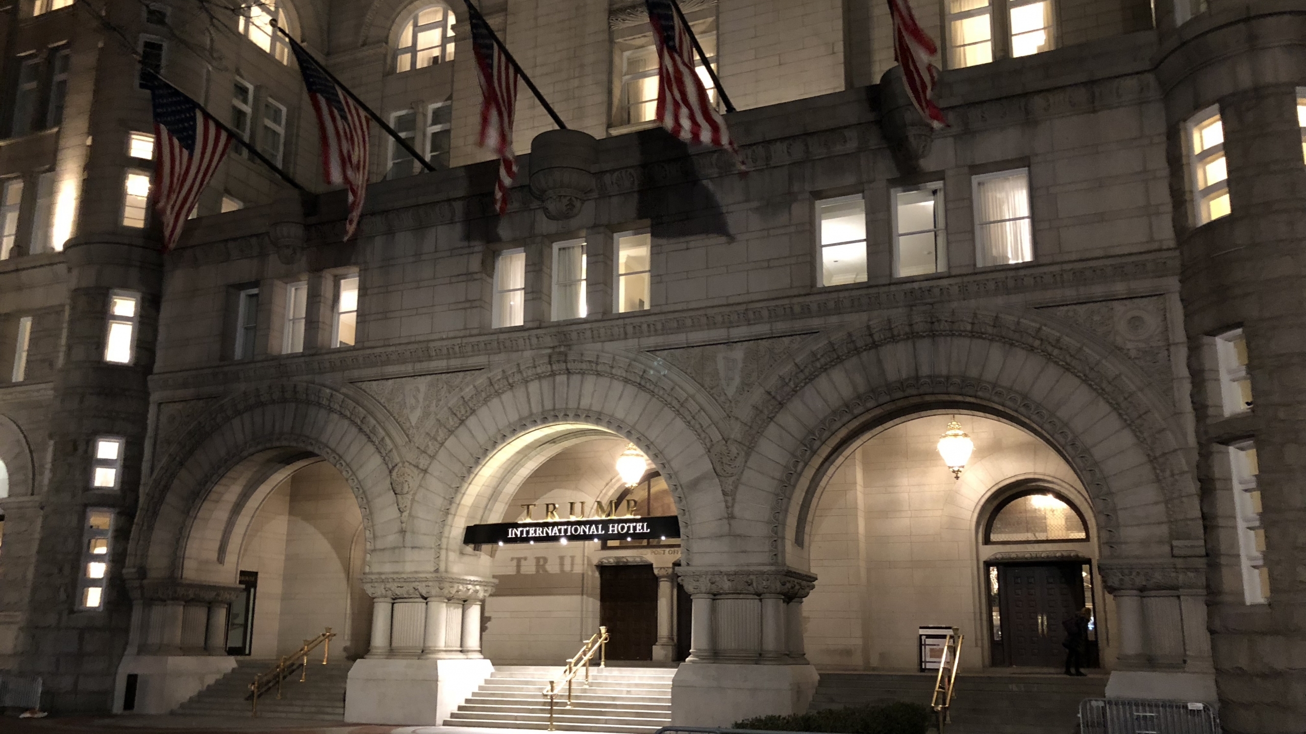 Trump appointee says Tuberville met with Trump family, advisers on eve of Capitol attack