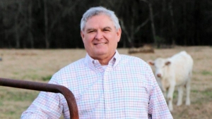 Rick Pate receives the Alabama School Nutrition Association’s Friend of the Year award