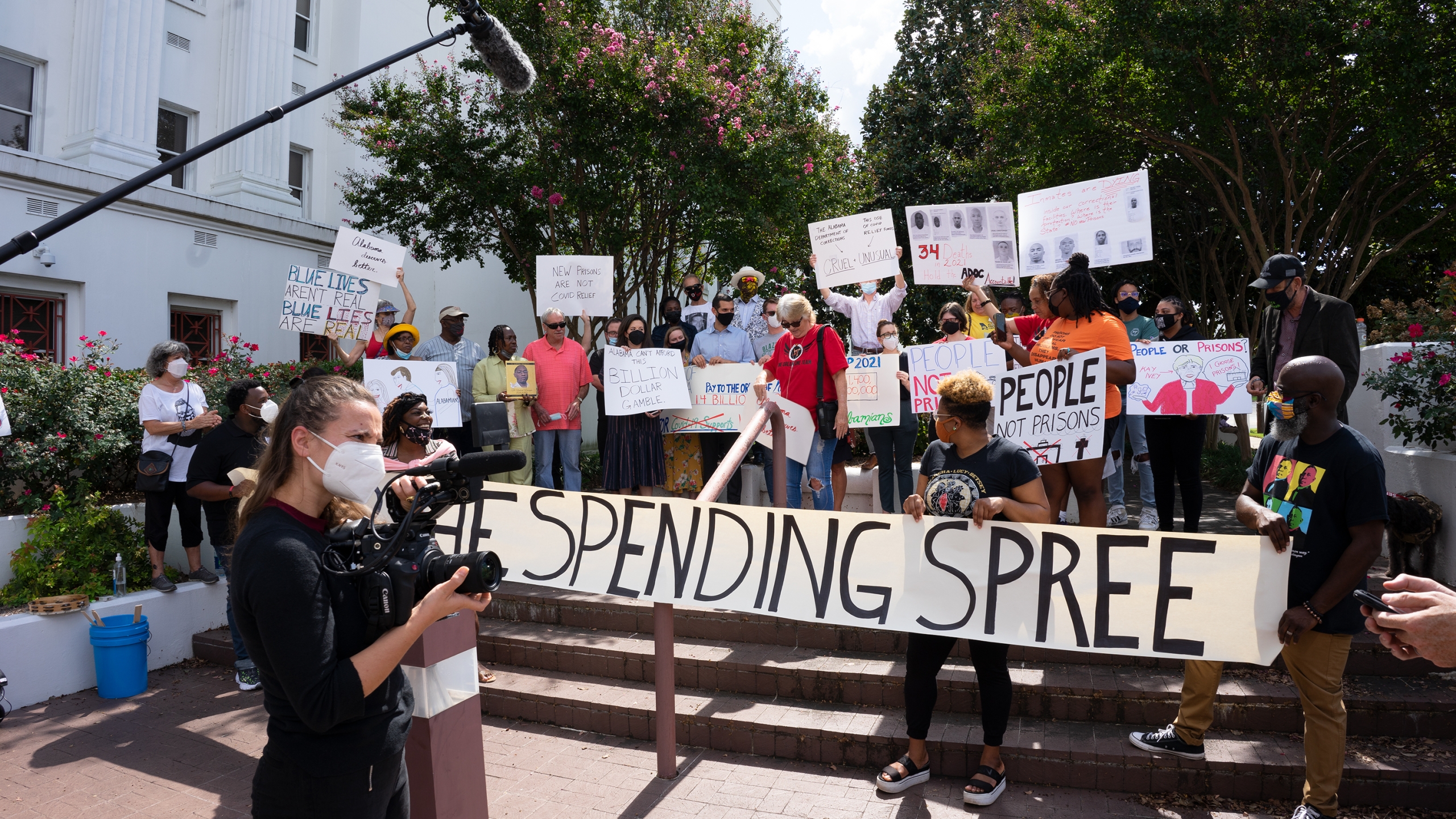 Protest over use of COVID funds for prisons held outside Statehouse