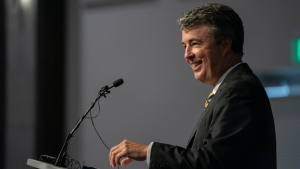 Marshall celebrates Wells Fargo dropping sustainability targets