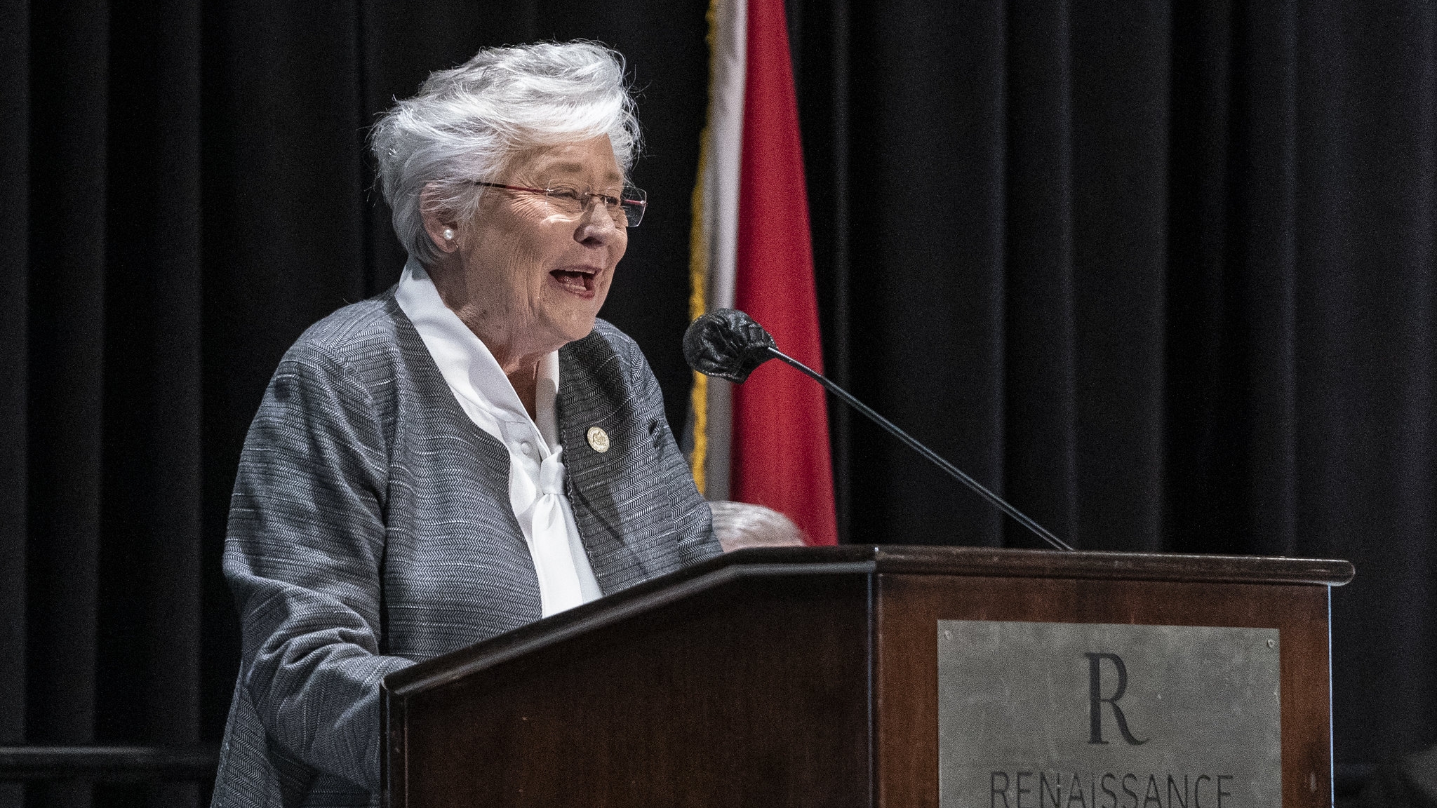 Gov. Ivey awards grants to make Alabama’s highways safer