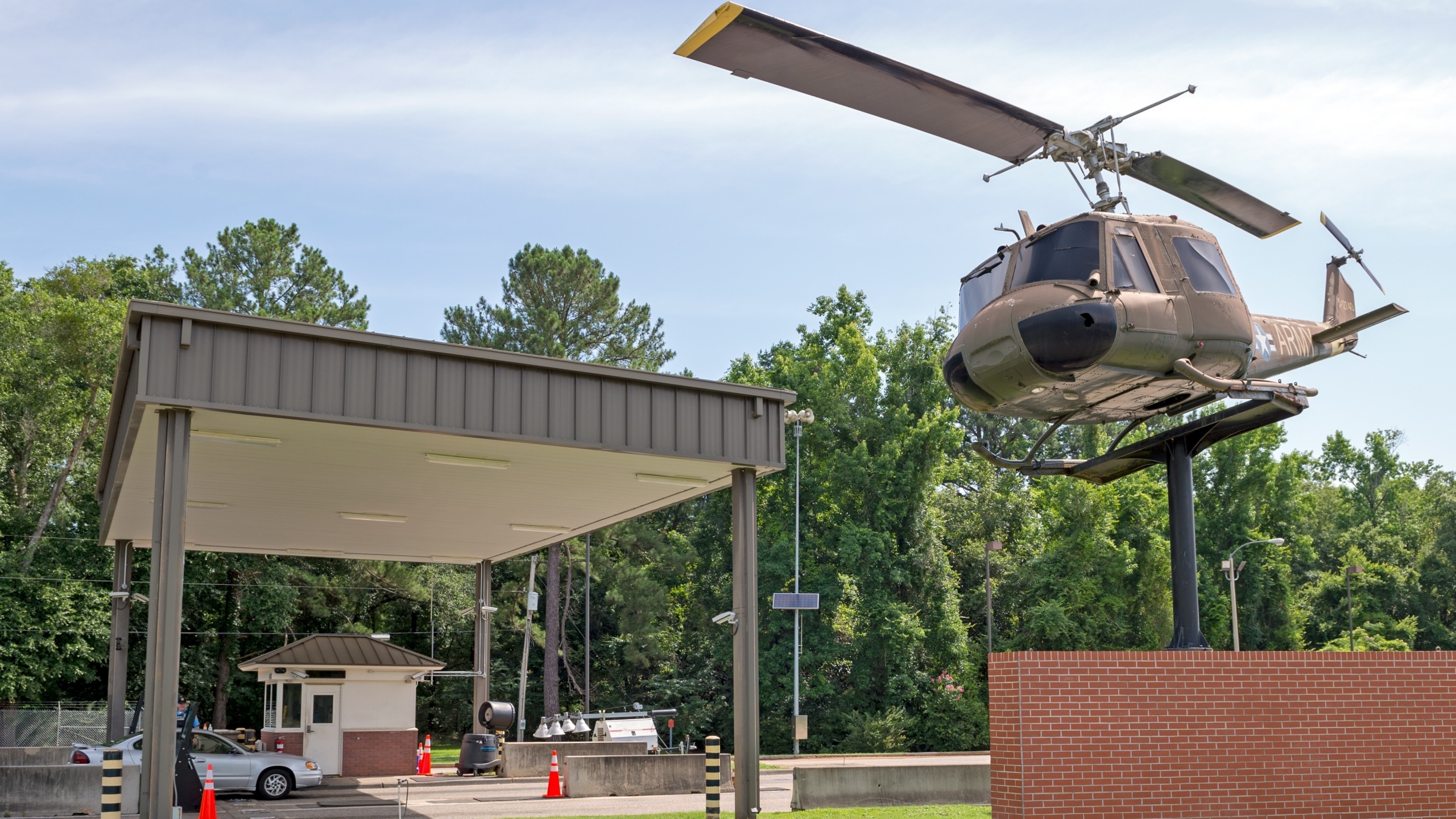 Commission recommends renaming Confederate-named military bases