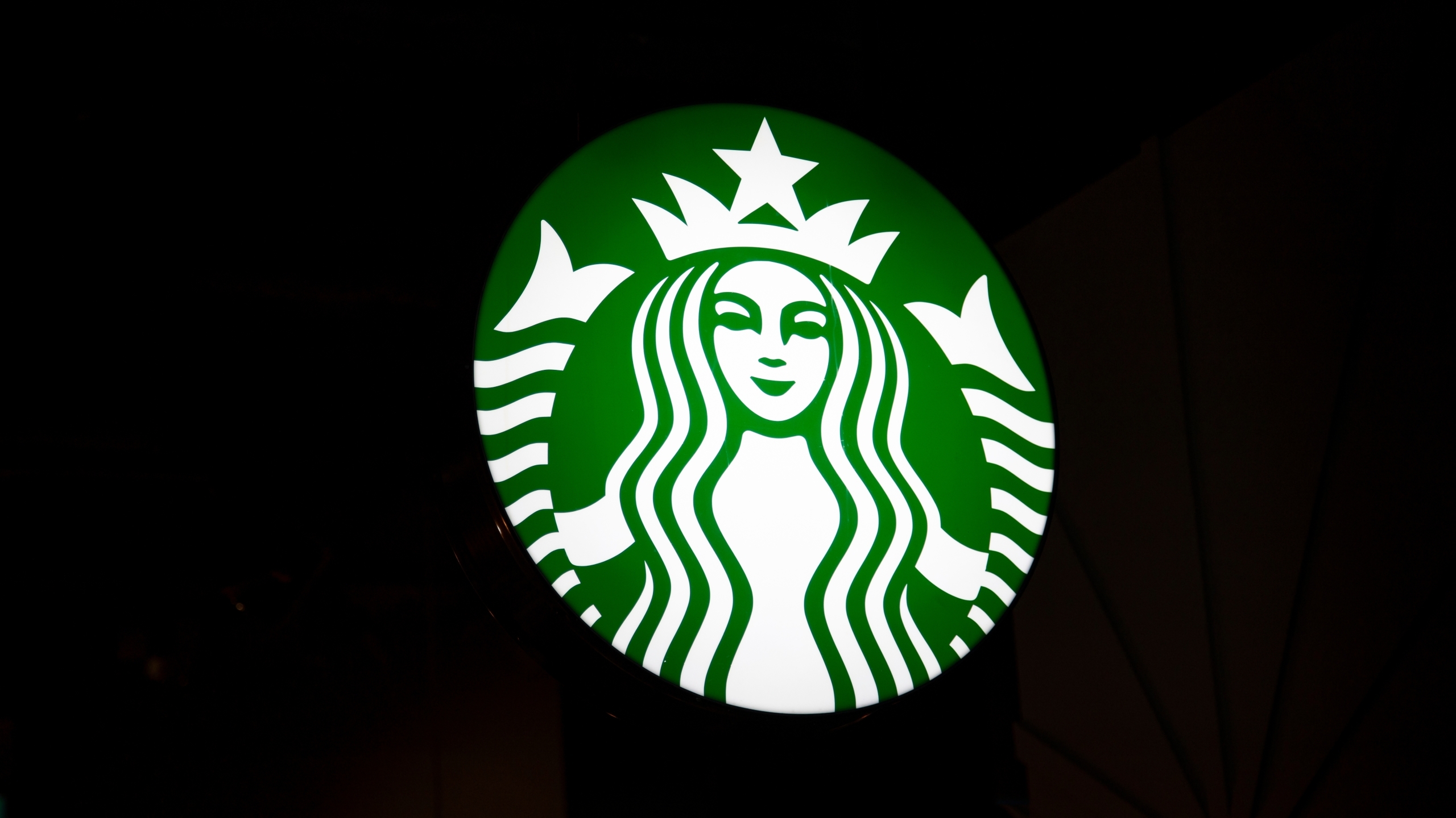 Alabama Starbucks workers dream of a union contract