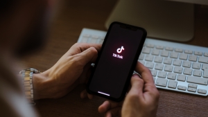 Ivey bans TikTok use on state devices, networks