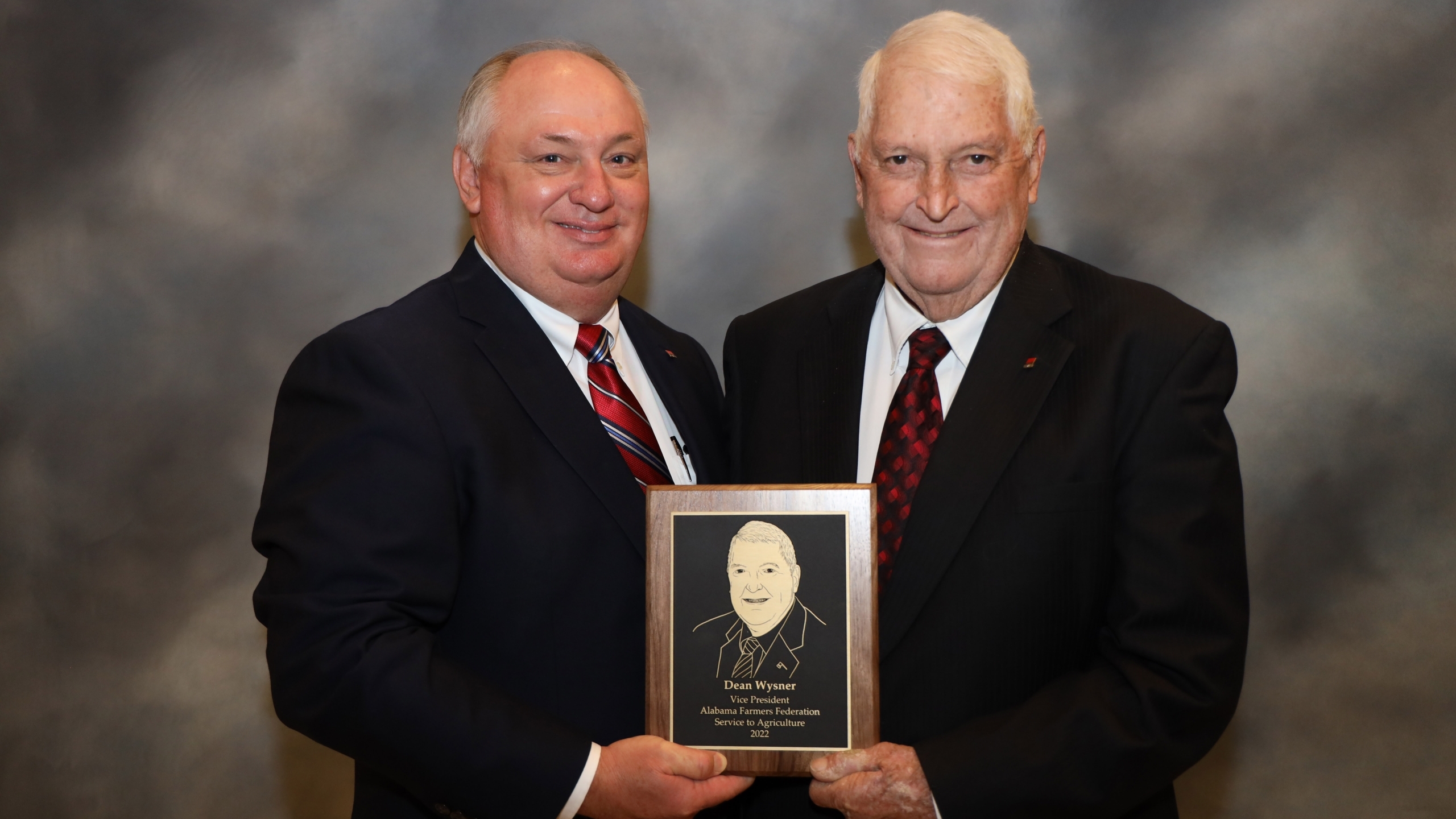 Farmers Federation honors longtime leader Wysner for service to agriculture