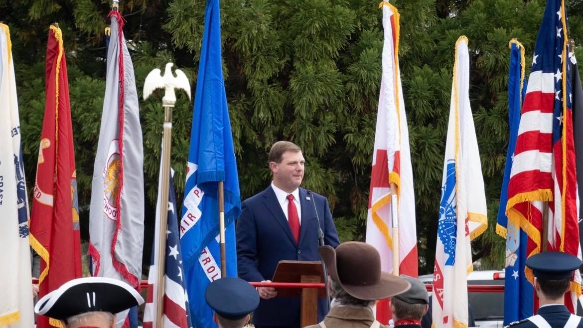 Stadthagen steps down as majority leader after caucus tensions