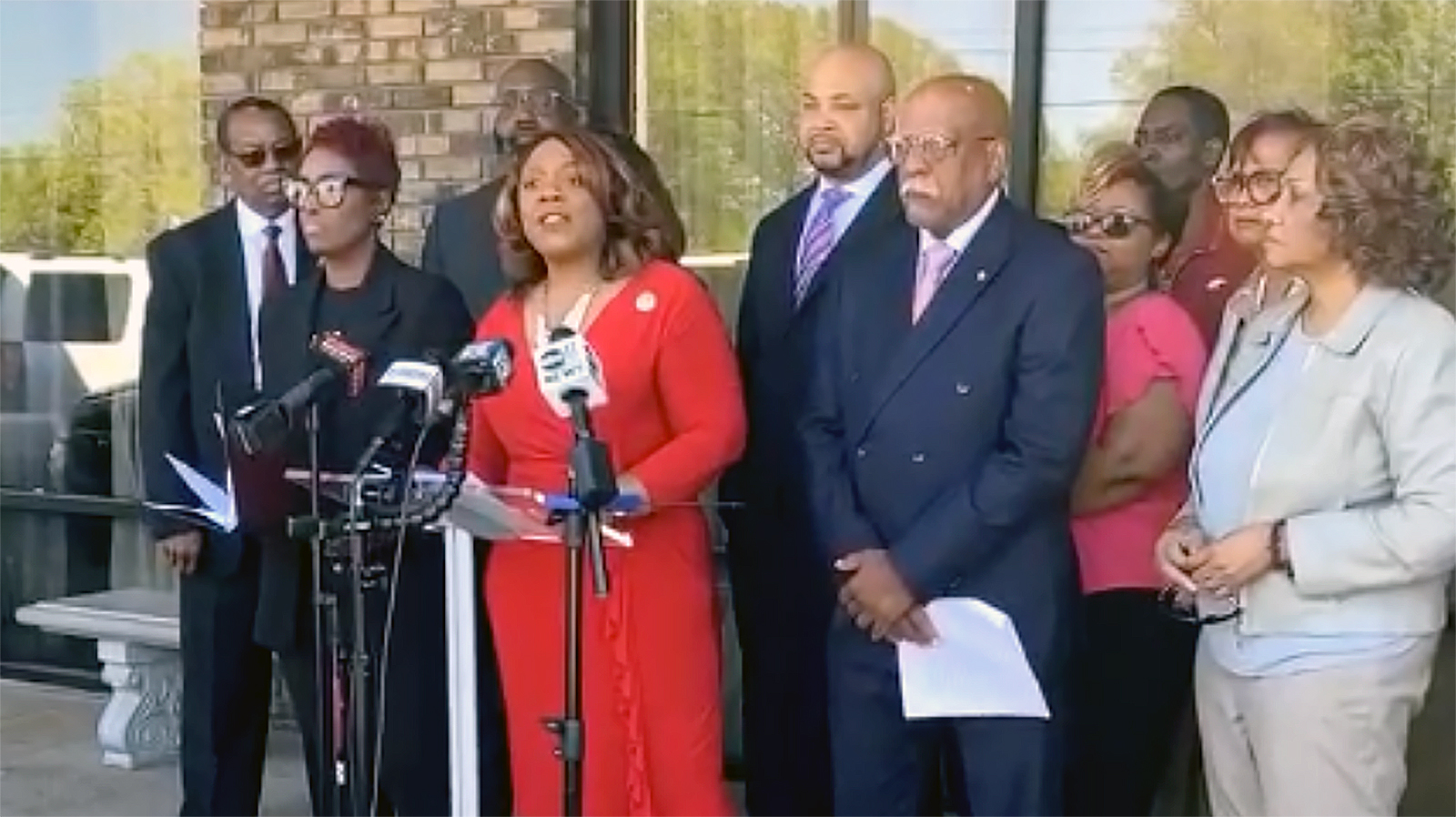 Alabama Democrats call for gun regulations after Dadeville shooting