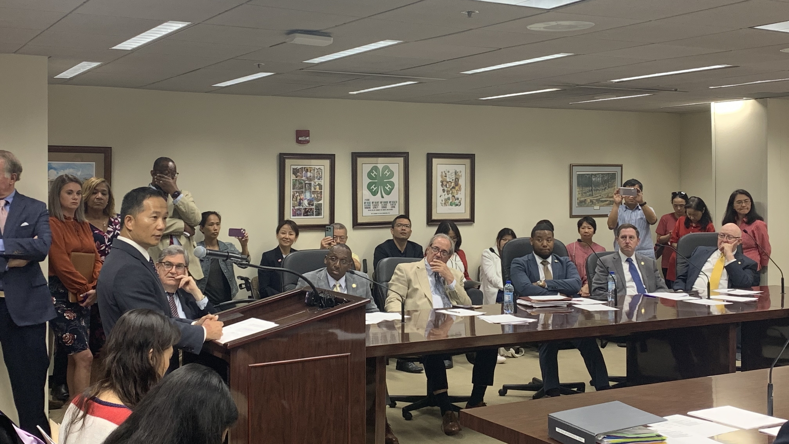 Committee holds public hearing on bill to restrict Chinese citizens from buying property