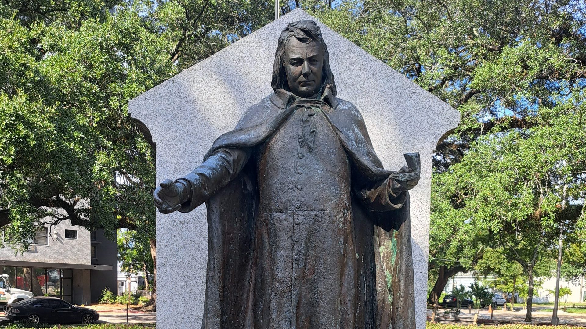 Mobile community members ask for removal of Confederate priest’s statue