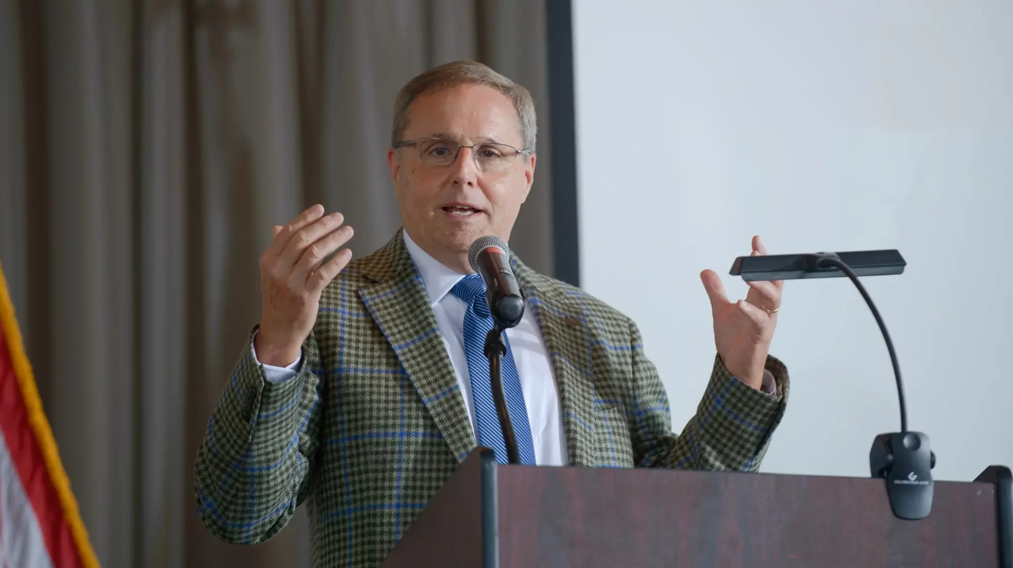 House passes 18 percent cut to state library operations budget