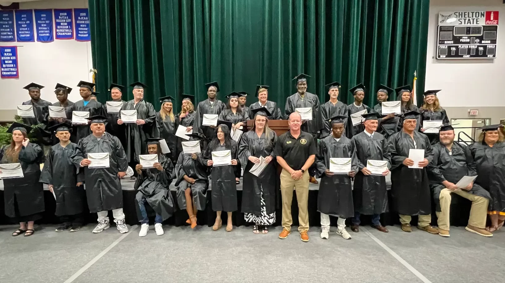 Pardons and Paroles Bureau commends 33 resilient Tuscaloosa DRC graduates