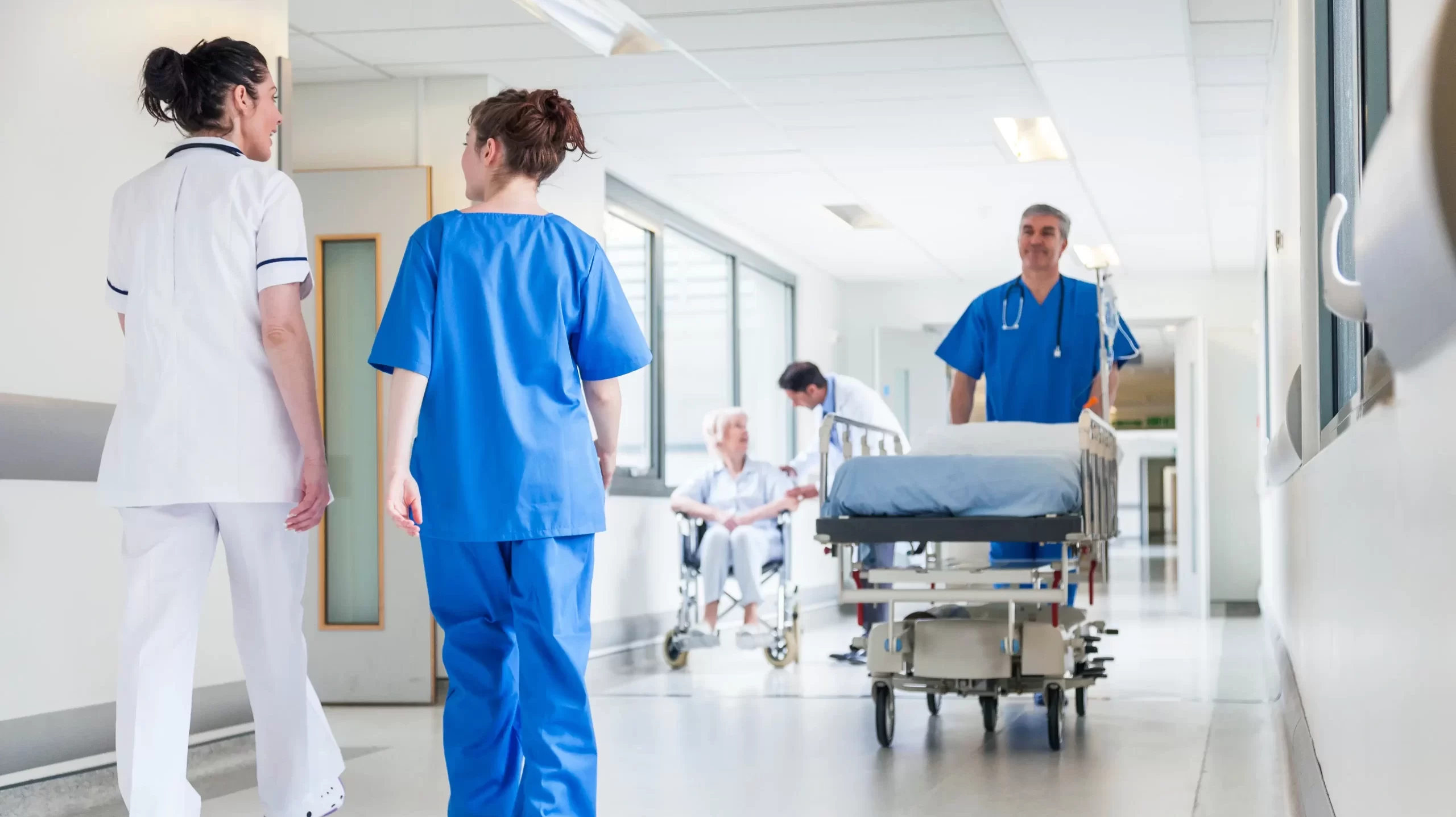 Nurses, retail salespersons and retail supervisors are the top jobs in June