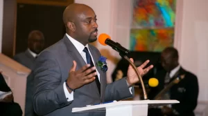 Rep. Kelvin Lawrence arrested on alleged forgery charges