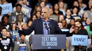 Eric Holder visits Alabama to rally support for Shomari Figures’ campaign