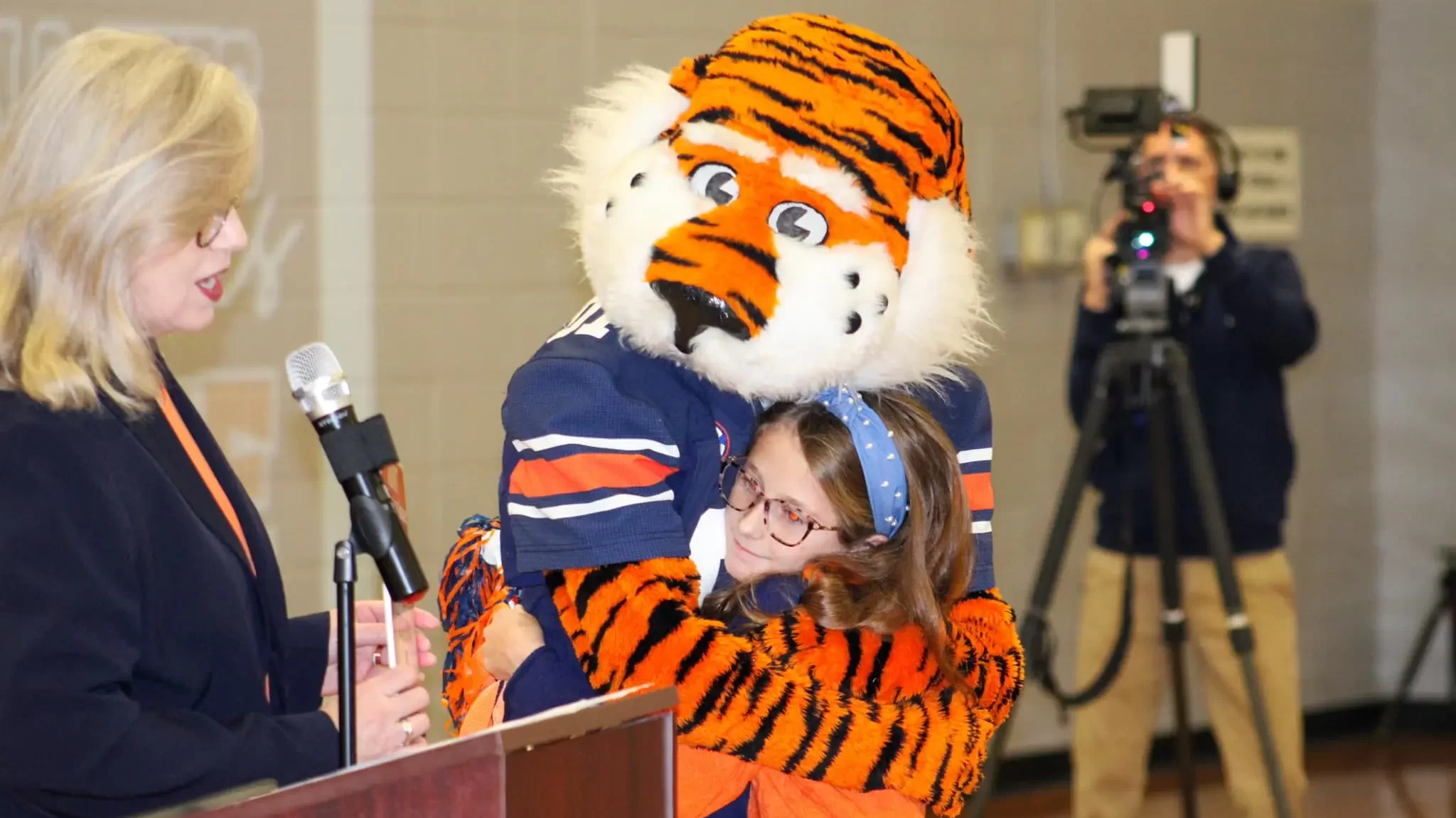 AEA announces Team Alabama, Team Auburn “Be a Champion and Read” winners