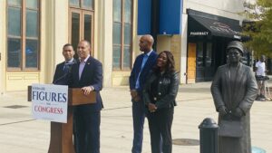 U.S. House minority leader Jeffries rallies for Figures