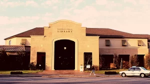 Fairhope Library loses courier service after APLS cuts state funding