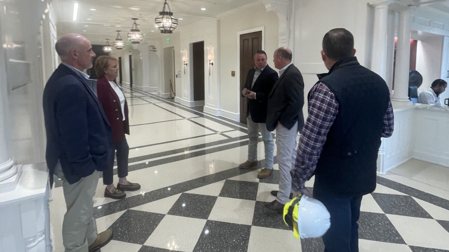 Lt. Gov. Ainsworth visits jobsite, talks red tape and workforce solutions