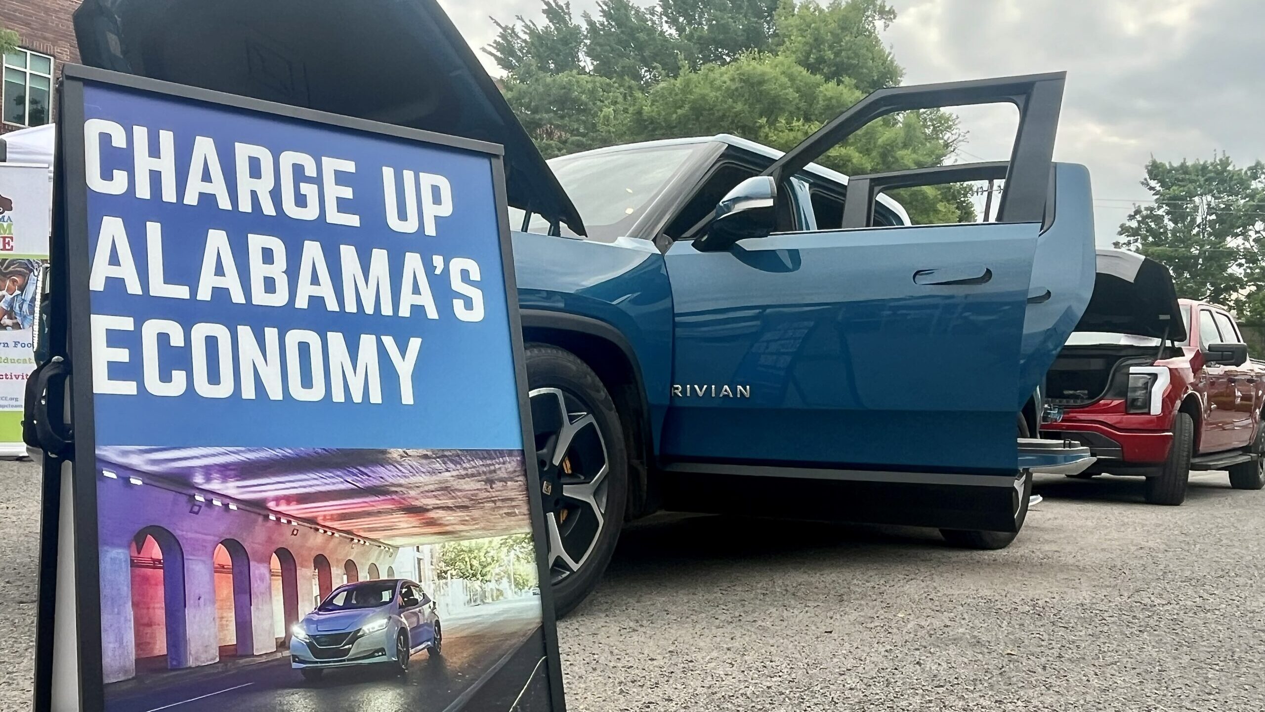 Electric vehicle showcases set for Saturday in Birmingham and Eight Mile