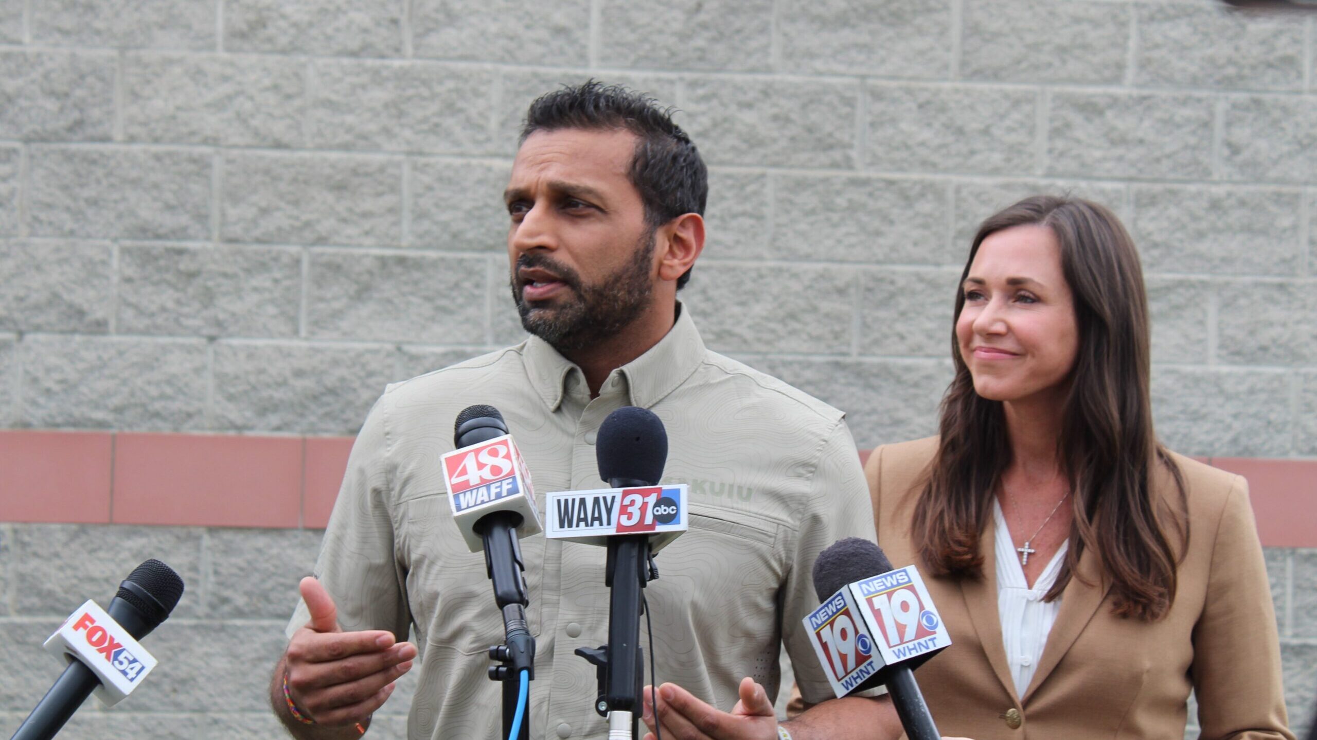 Sen. Britt hosts FBI Director Kash Patel at FBI Redstone Arsenal