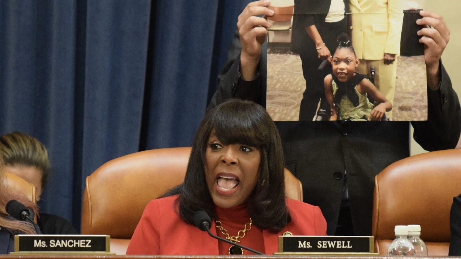 Rep. Sewell proposes budget bill amendments to expand healthcare, cut voucher funding