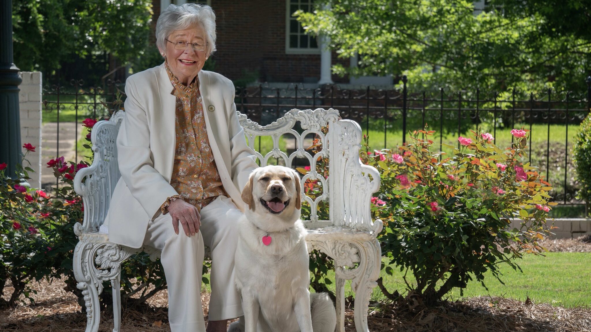 Gov. Ivey introduces new First Dog of Alabama