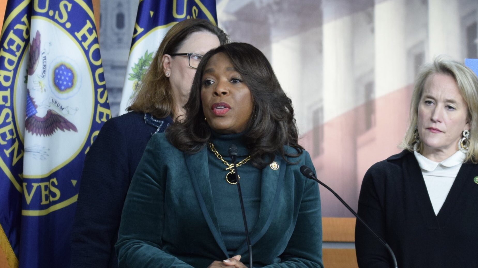 Rep. Sewell’s statement on lack of funding for TSA, other DHS agencies