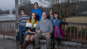 Gov. Ivey concludes School Choice Week, introduces the Davis family