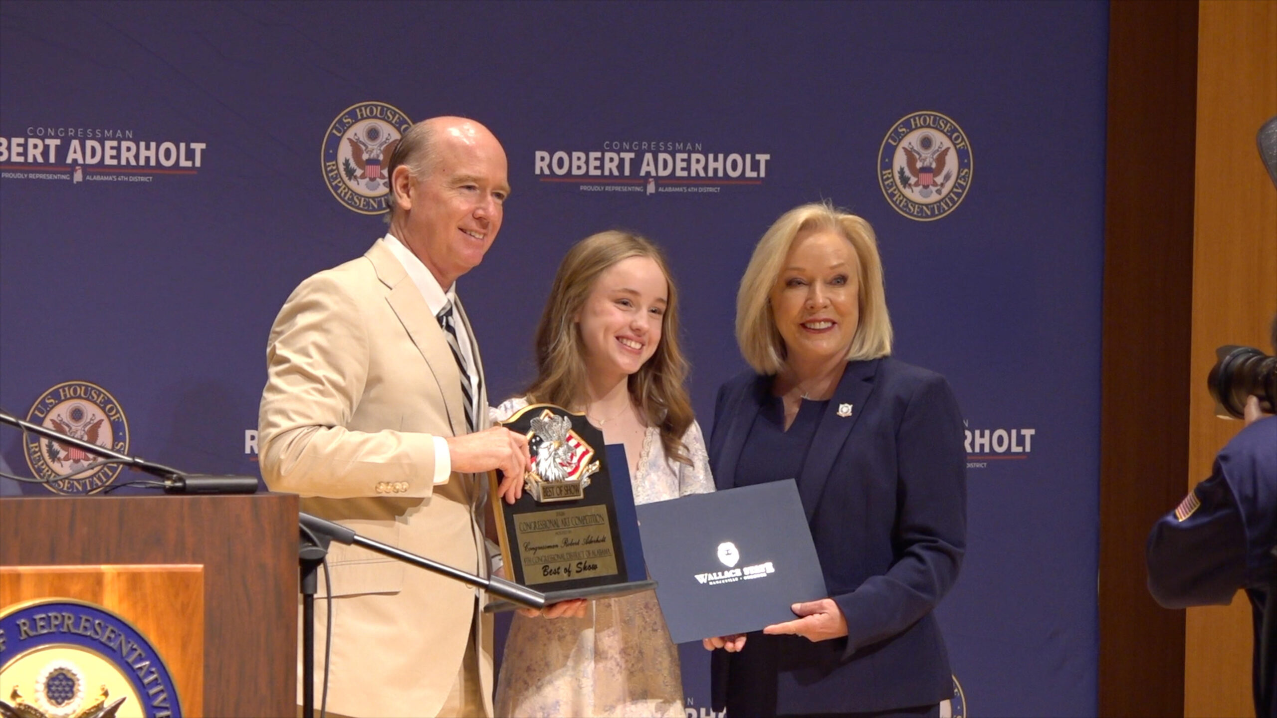 Rep. Aderholt announces winners of 2026 art competition