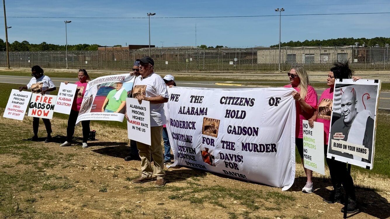 Protestors call for firing of killer corrections officer