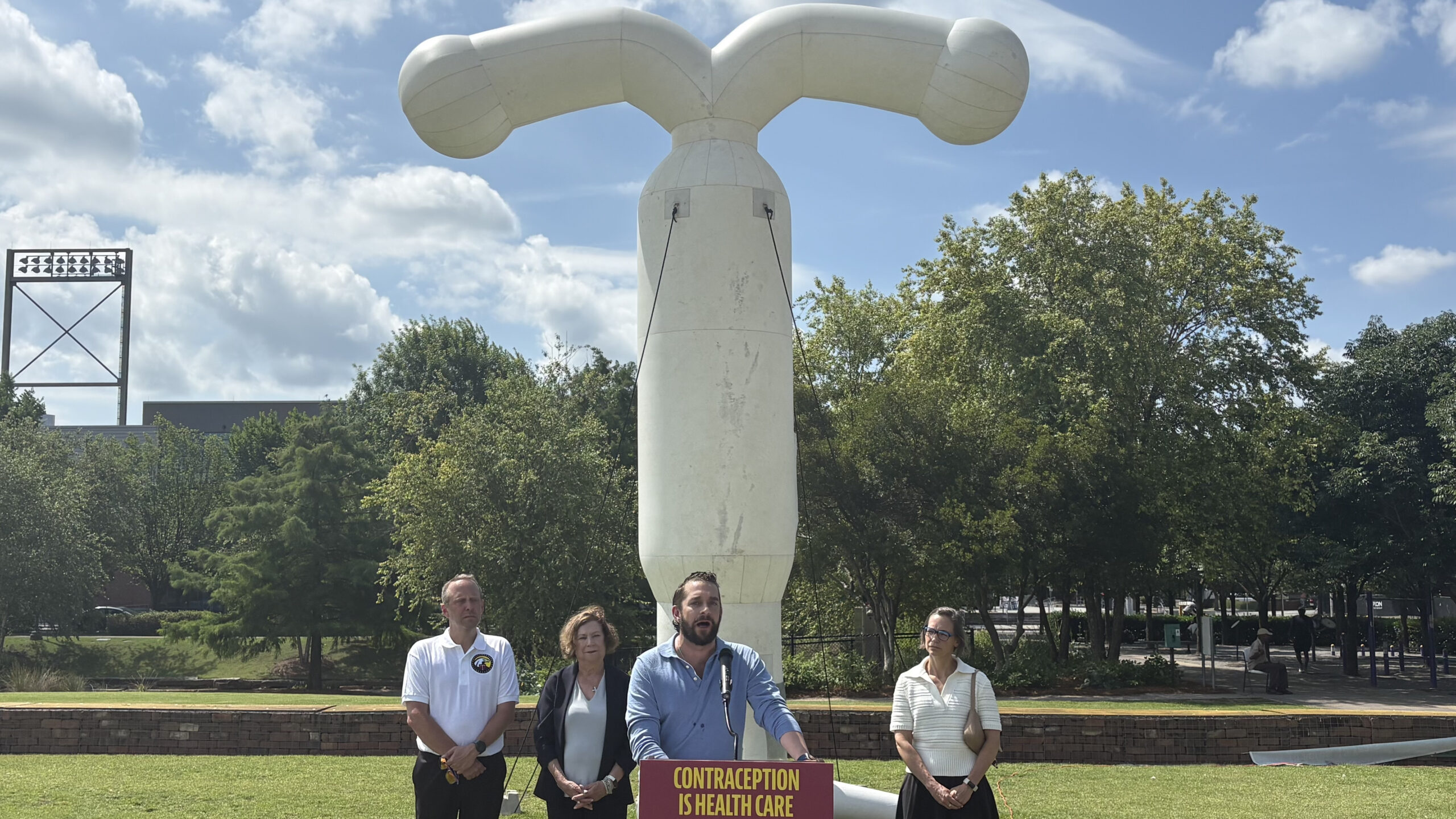 Democrats urge contraception protections on Griswold anniversary